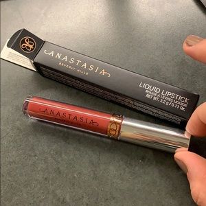 Anastasia Beverly Hills liquid lipstick